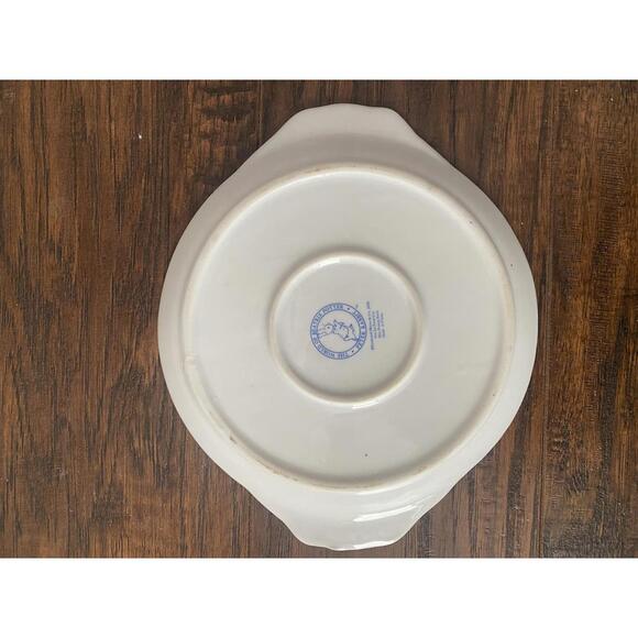 Beatrix Potter Peter Rabbit Gold Trim 2022 Porcelain Plate 8 in - Picture 4 of 5